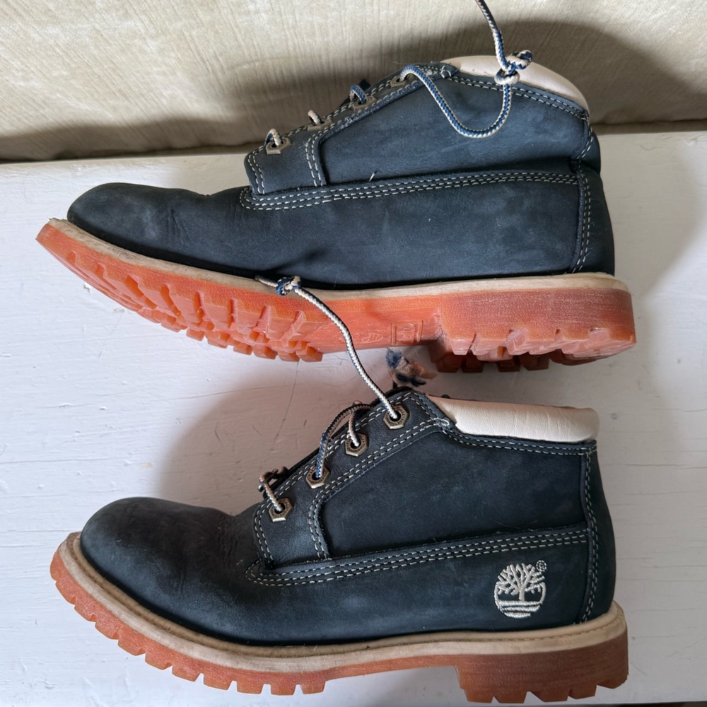 Timberland Nellie Blue Nubuck‎ Leather Chukka Ankle Boots #23311 Women's 7 EUC